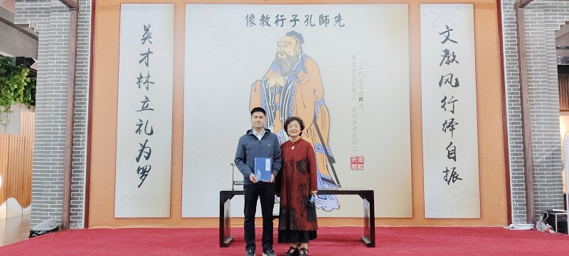 让书香进入家庭 让阅读点亮生活 牡丹区关工委举办《亲子共读<论语>》活动 打造书香城市  厚植文化底蕴